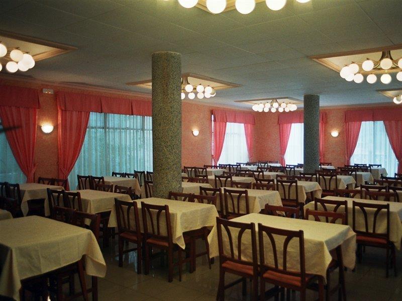 Hotel Fragata Калея Екстериор снимка