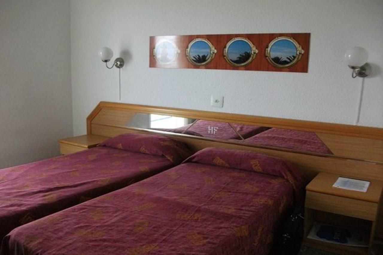 Hotel Fragata Калея Екстериор снимка