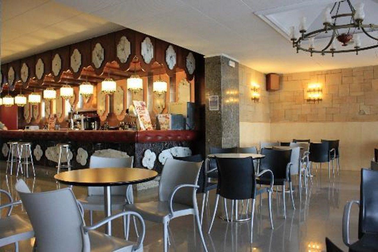 Hotel Fragata Калея Екстериор снимка